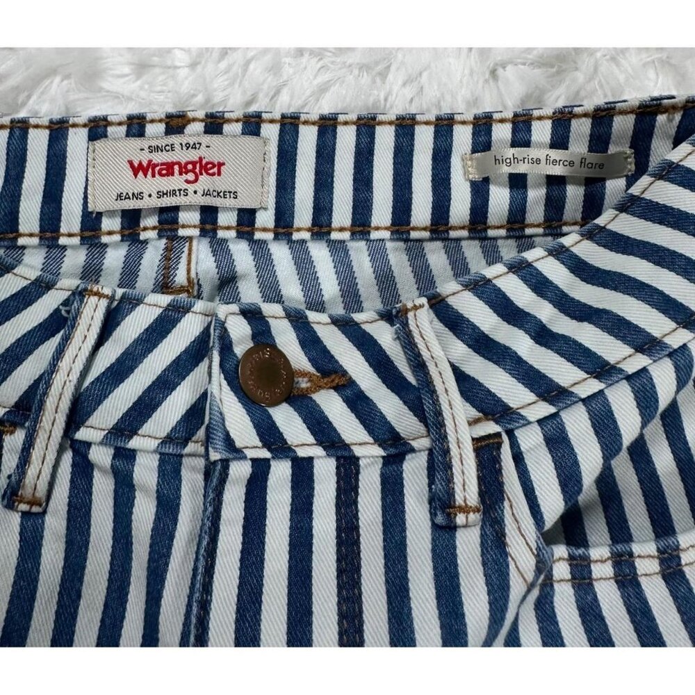 Wrangler Womens Blue and White Jeans - Picture 3 of 4